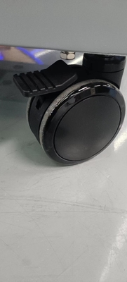Pengisian AC Pengisian DC Pengisian Dan USB Tipe A Tipe C Vault Storage IPad Pengisian Kabinet Dengan Roda Untuk kelas