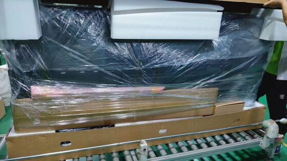 Panel Datar Interaktif 4K Ultra HD dengan 20 Titik Sentuh dan Speaker Internal untuk Pendidikan