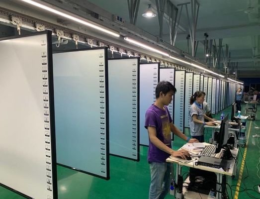 Teknologi Sentuh Infrared Interaktif Touchscreen Whiteboard untuk Jari atau Objek Nontransparan Menulis dan Menggambar 82 inci hingga 150 inci
