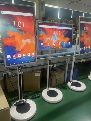 32 inci Portable Smart TV Mobile Touch Screen Wireless Android TV pada roda