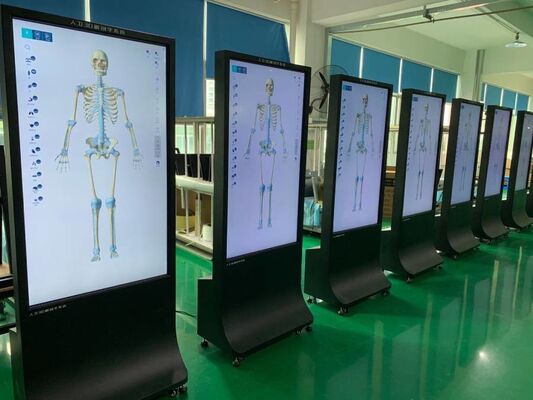 Sistem Papan Reklame Digital Linux dengan Rasio Kontras 4000:1 Memungkinkan Visual Jelas Cerah dan Pembaruan Konten Mudah