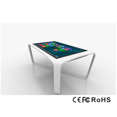 CE 6 Points LED Kiosk Display Digital Signage Interaktif 60HZ Untuk Iklan Bisnis