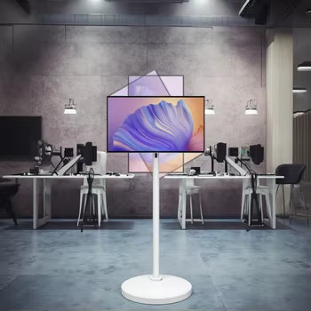 Kiosk layar sentuh 32 inci interaktif dengan sistem operasi Android dan layar putar untuk pengalaman yang ditingkatkan